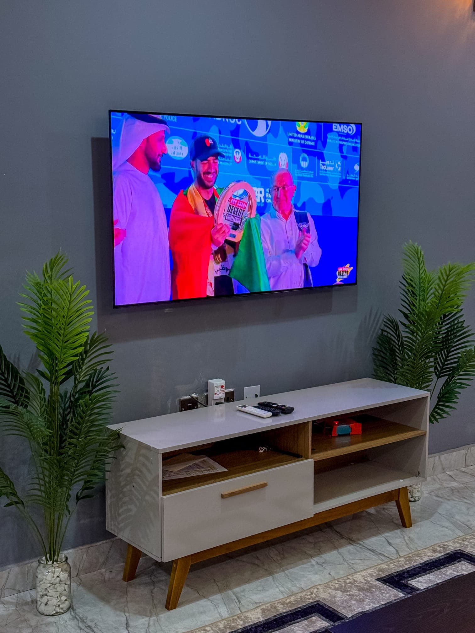 U2E Apartments gallery